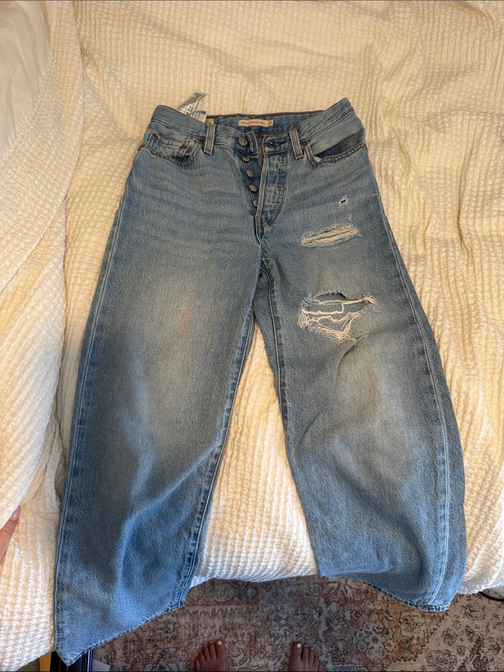 Levi's Light Blue Ribcage Straight Ankle Jeans - Women's - Picture 3 of 6